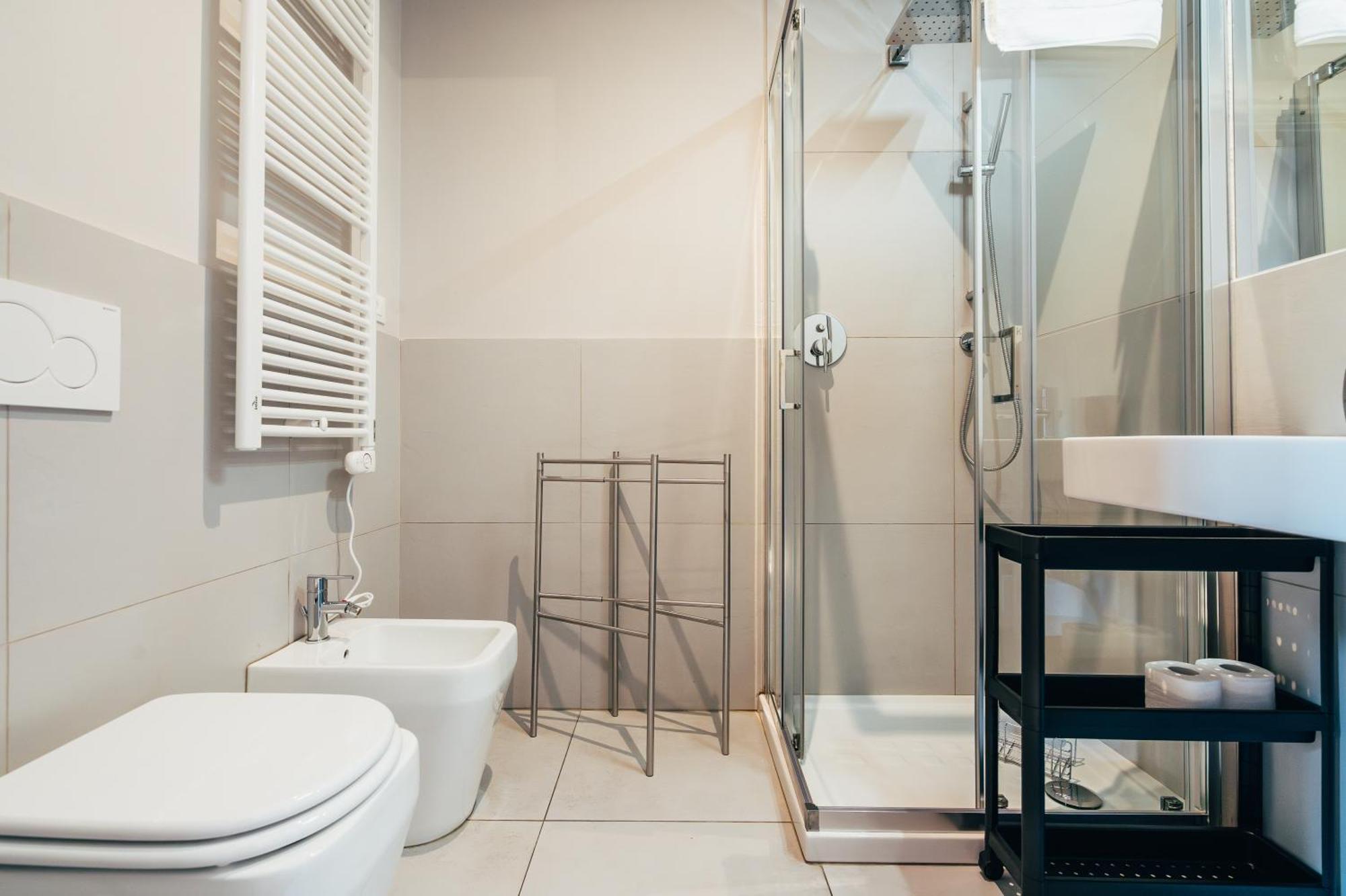 Bologna Suites - Private Bathroom ภายนอก รูปภาพ