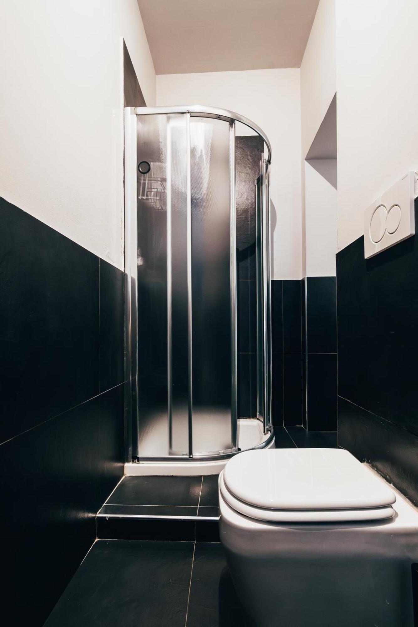 Bologna Suites - Private Bathroom ภายนอก รูปภาพ